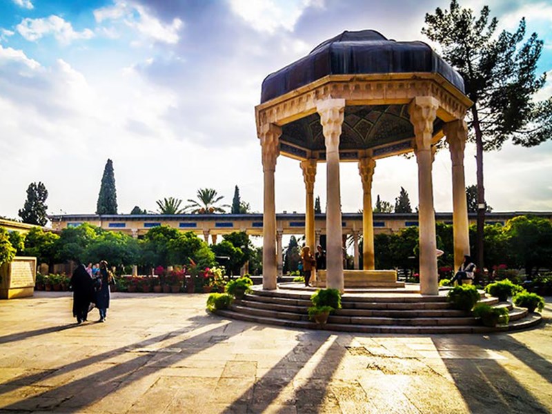 حافظیه - شیراز - آرامگاه - جای دیدنی - گردشگری - کجا بریم