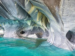 دریاچه عاشقانه مرمر – شیلی (Marble Caves)
